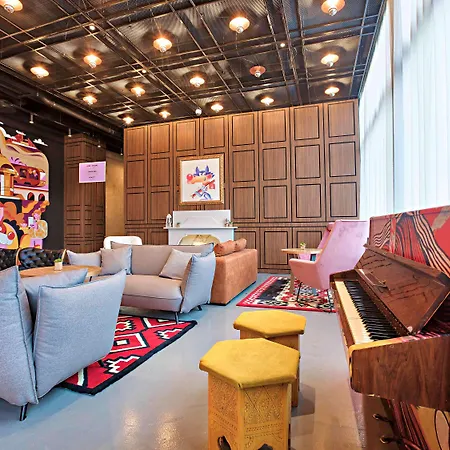 Ibis Styles 4*