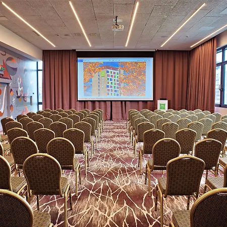 Ibis Styles Hotel 4*