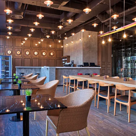 Отель Ibis Styles 4*