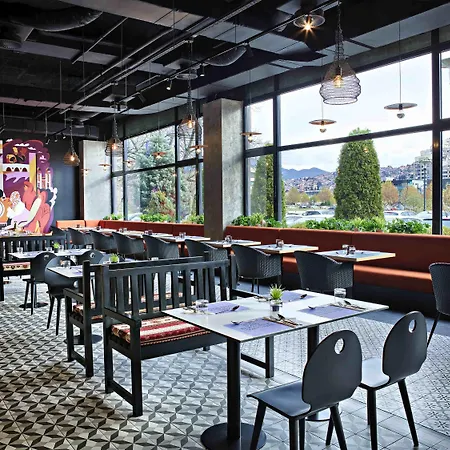 Ibis Styles Отель