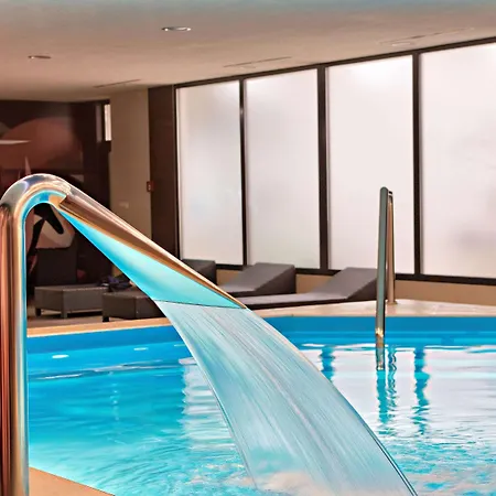 מלון Ibis Styles 4*