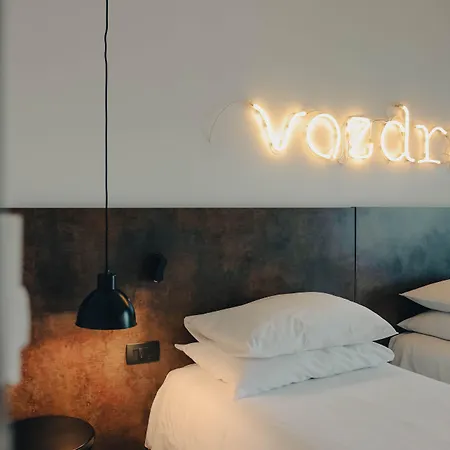 Отель Ibis Styles 4*